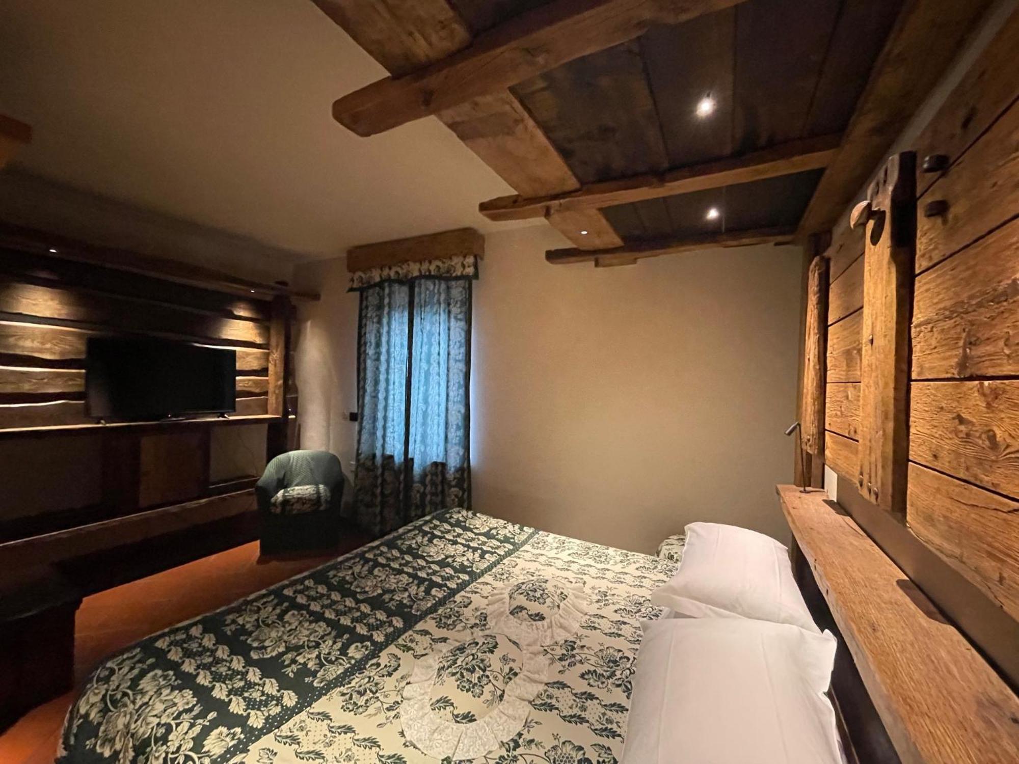 Hotel Milleluci Аоста Екстериор снимка